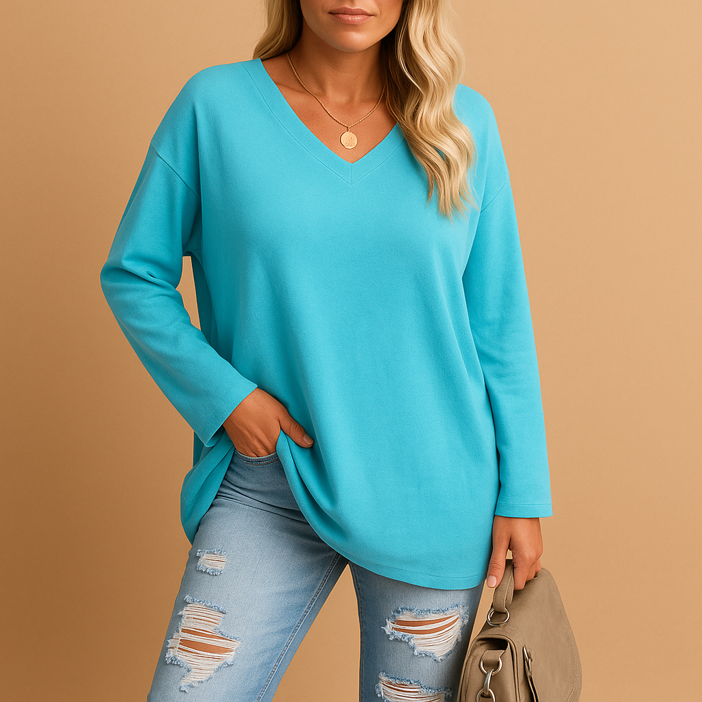 Women’s lightweight round-neck summer top with short sleeves and loose fit, perfect for warm days and casual outfits.