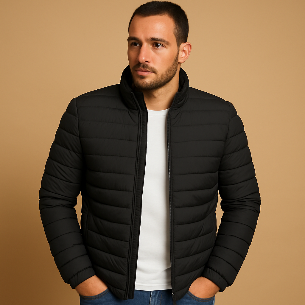 Men’s puffer jacket with hood featuring a classic design and excellent insulation, perfect for cold winter days and outdoor activities.