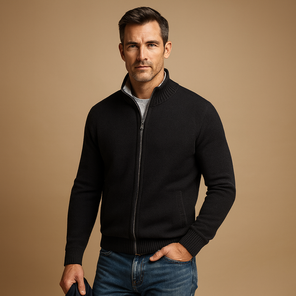 Men’s zipped cardigan with modern design, perfect for casual and everyday wear during autumn and winter.