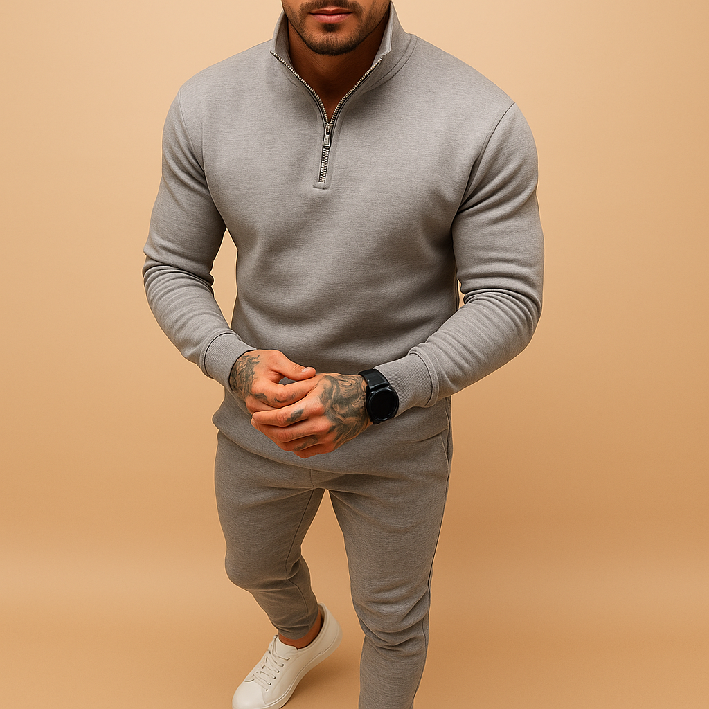 Men’s half-zip tracksuit with sweatshirt and joggers, perfect for casual wear, light sports, and everyday comfort.