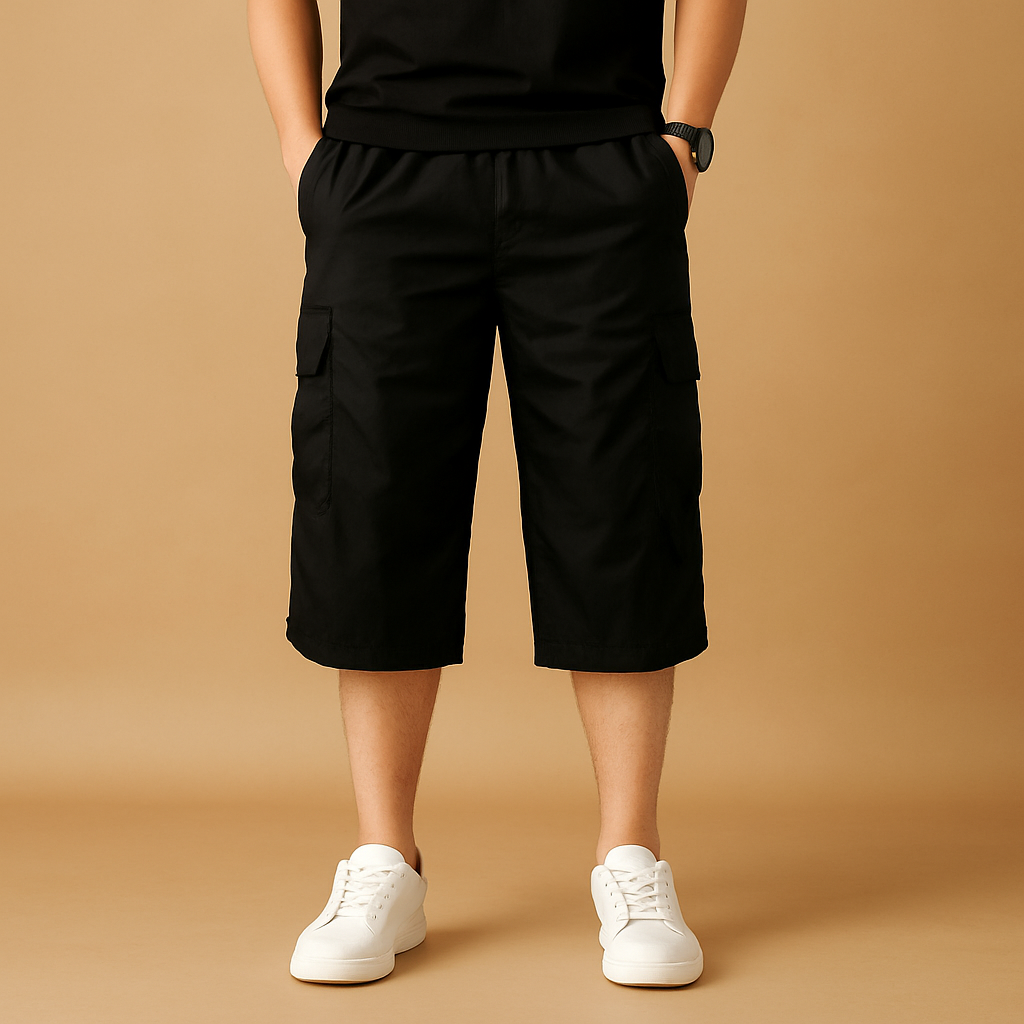 Men’s long cotton cargo shorts with a relaxed fit and multiple pockets, ideal for travel, outdoor activities, and casual summer outfits.