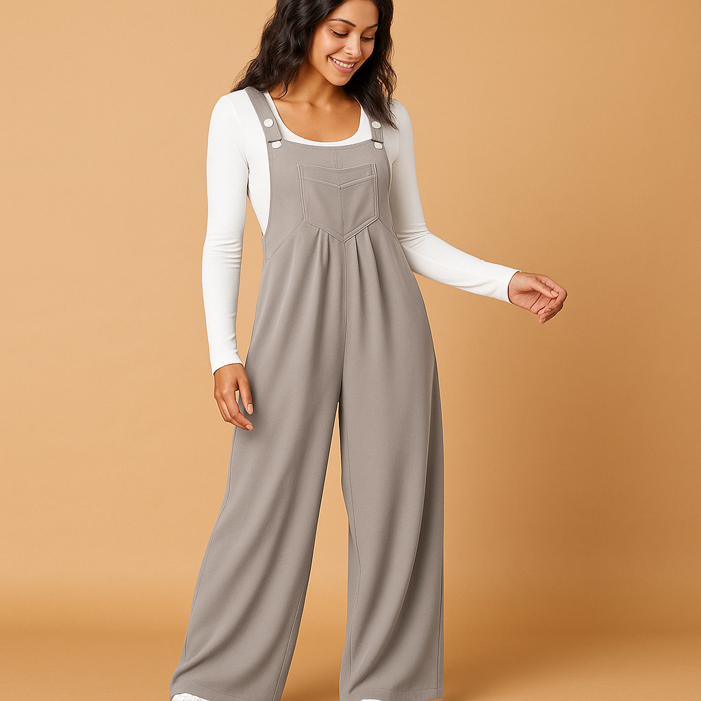 Stylish women’s sleeveless ruched jumpsuit with pockets and relaxed fit, perfect for casual days, weekend trips, or running errands.