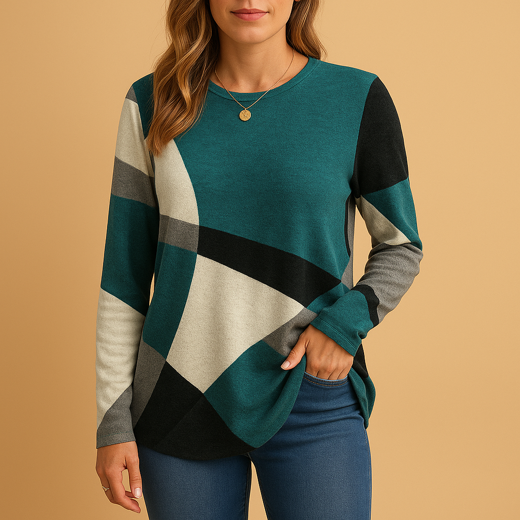Timeless knitted women’s sweater with relaxed breathable fit and elegant cut, perfect for casual and refined outfits.
