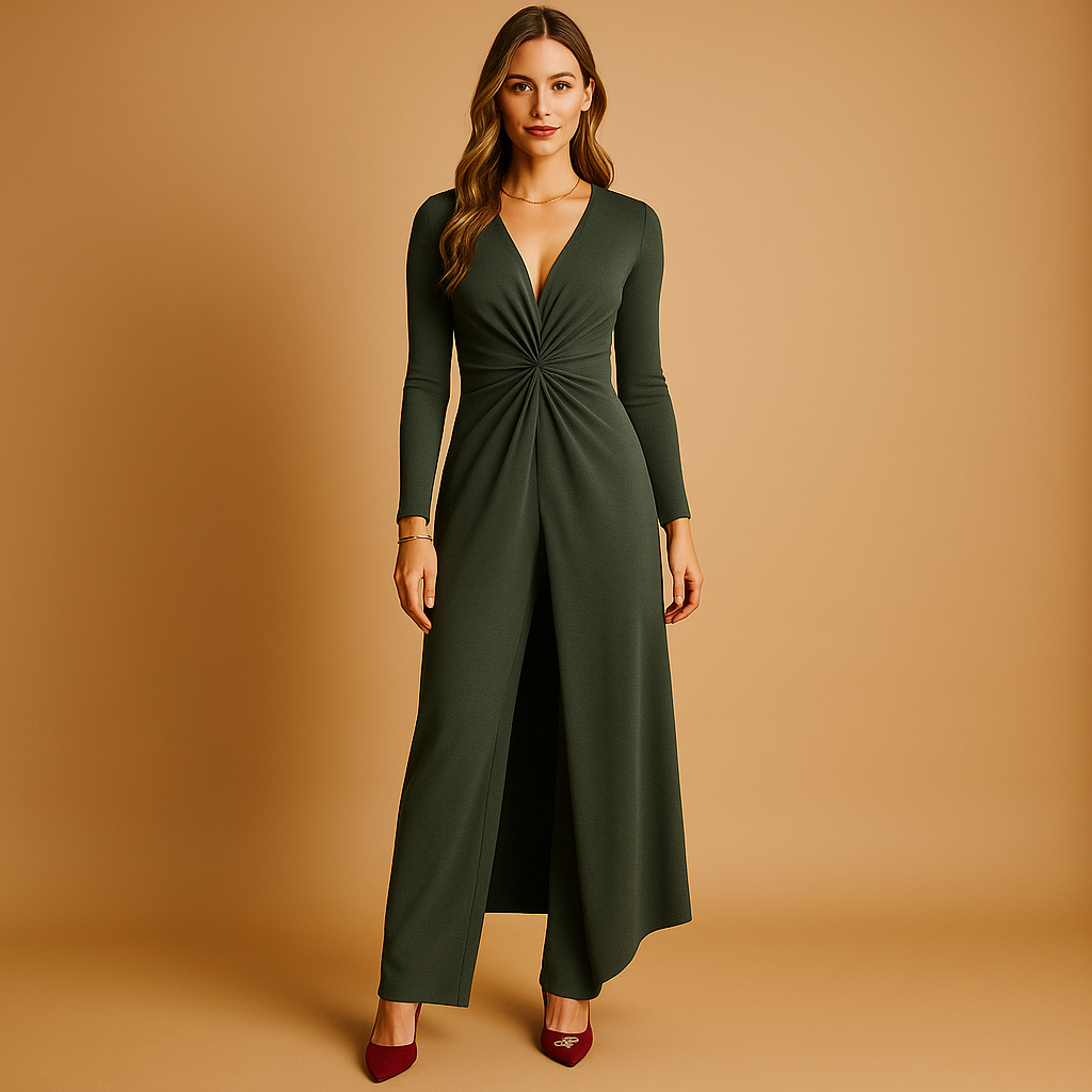 Women’s two-piece lounge set with relaxed fit, soft fabric, and minimalist design, ideal for casual wear or comfortable home lounging.