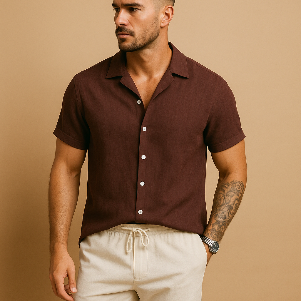 Men’s two-piece summer outfit with a timeless design, perfect for warm days, vacations, and semi-formal occasions.